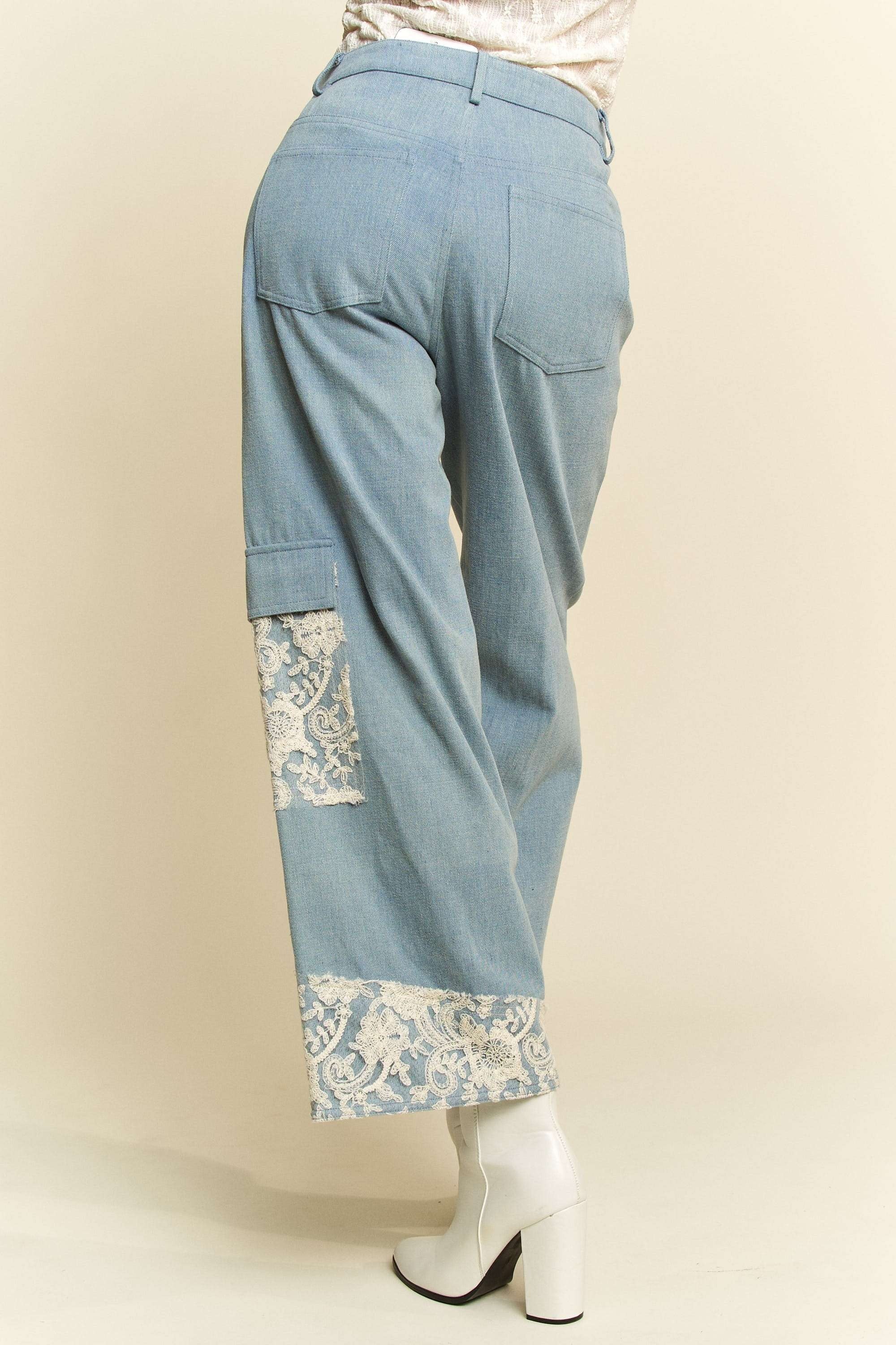 Lace Light Jeans