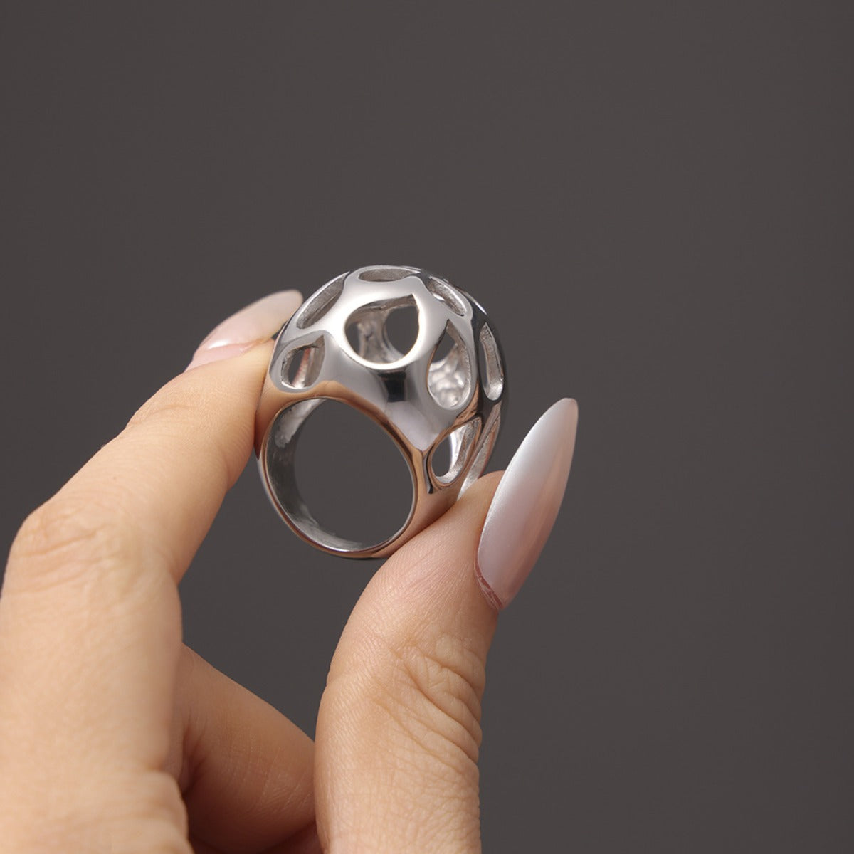 Cutout Ring