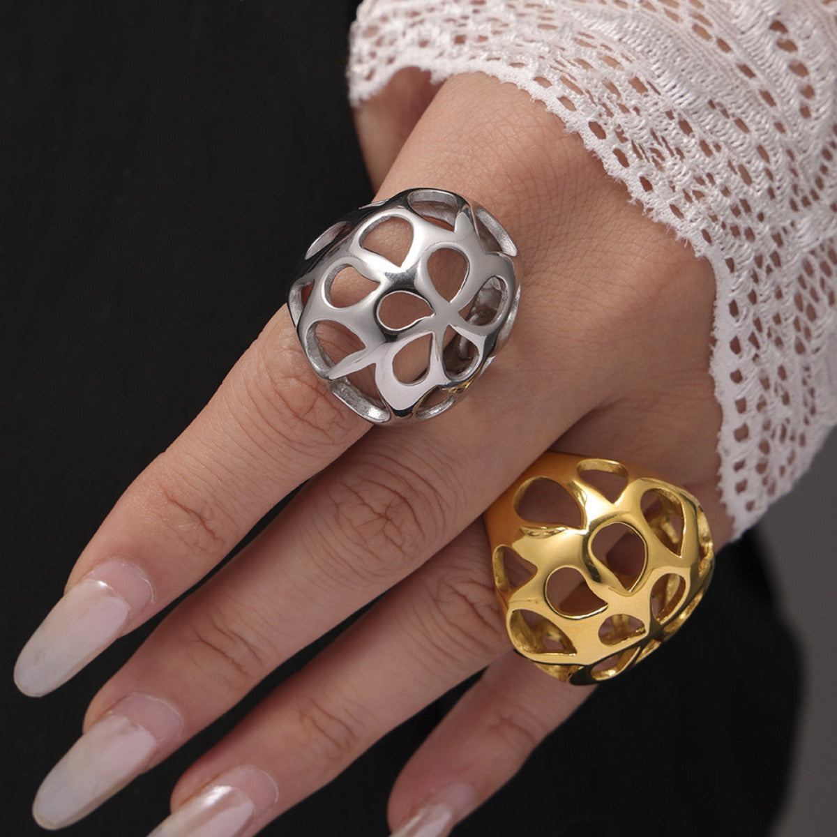 Cutout Ring