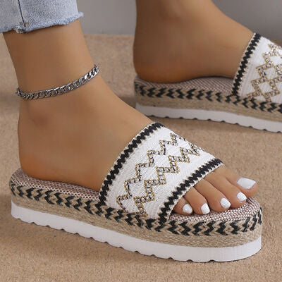 Juana Platform Sandals