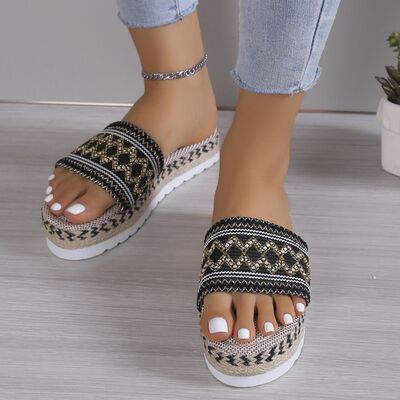 Juana Platform Sandals