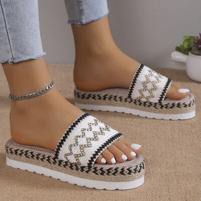 Juana Platform Sandals